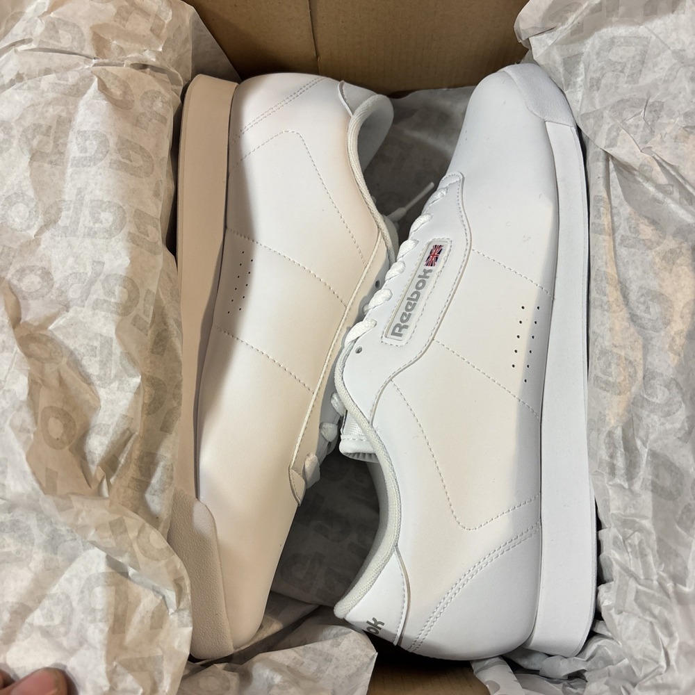 REEBOK WOMENS WHITE PRINCESS 9.5 SIZE TENNIS SHOE 124917760 PRINCESS 1475 NEW